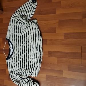 Free People  fuzzy White w/black oversized Sweater sz Small